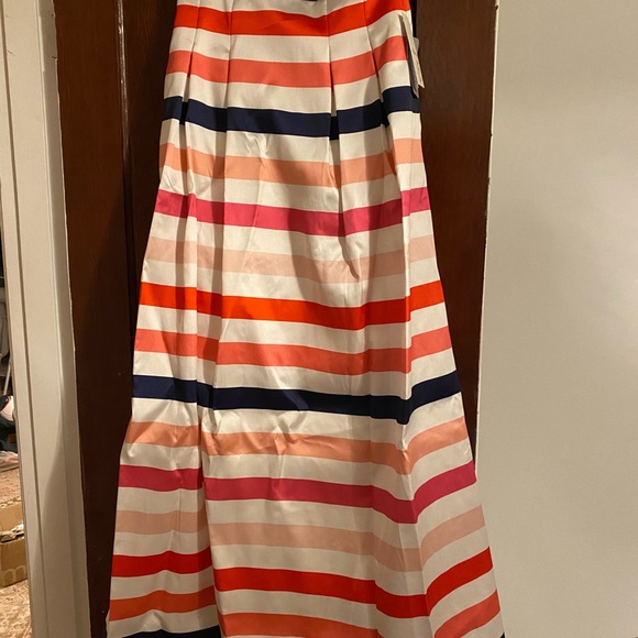 Eliza J Ball skirt-mult sizes - Picture 3 of 7